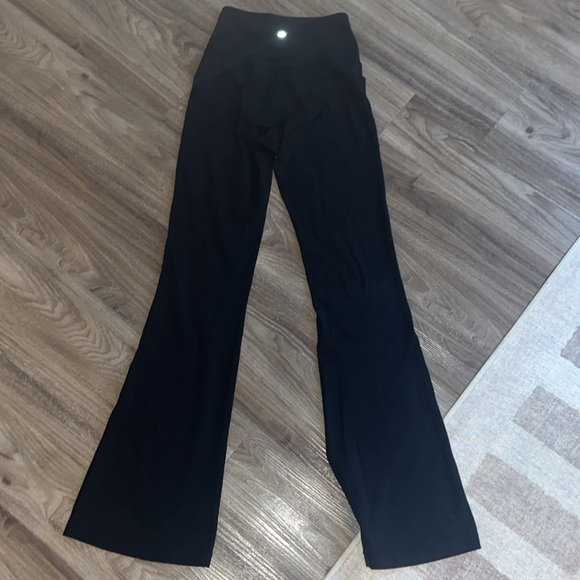 Groove Nulu Super-High-Rise Flared Pant - Picture 5 of 7